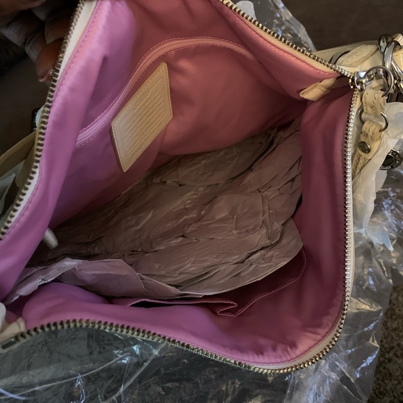 Coach Crossbody - Picture 5 of 6